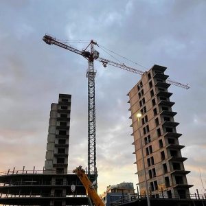 torre rotazione in alto